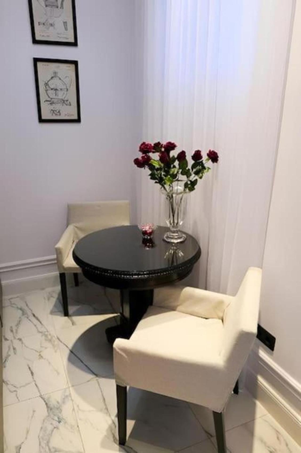 Premium Luxury Opera Near Opera And Basilica דירה *
